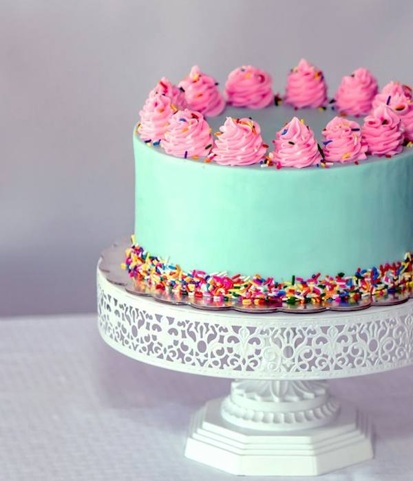 Pastel birthday cake with sprinkles